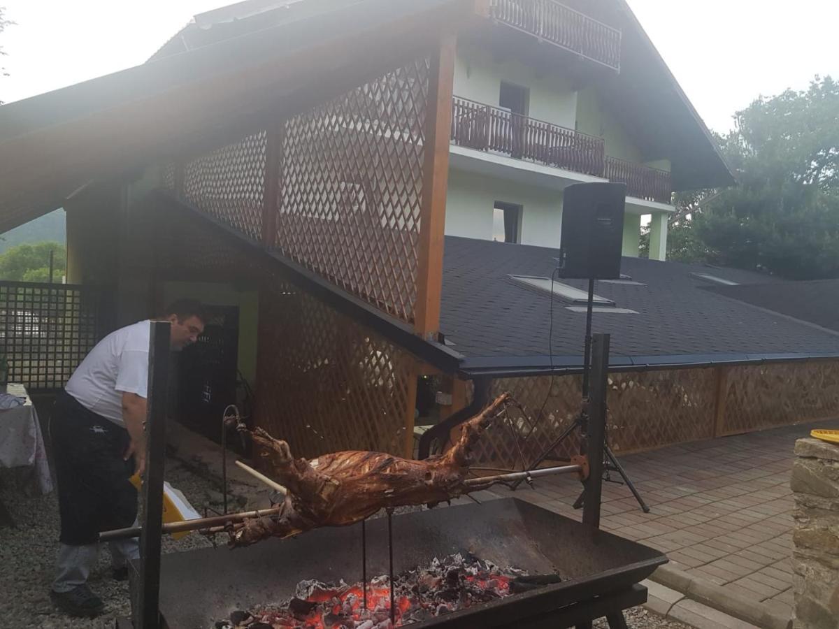 Grandemi Belvedere Bucovina Frasin Buitenkant foto