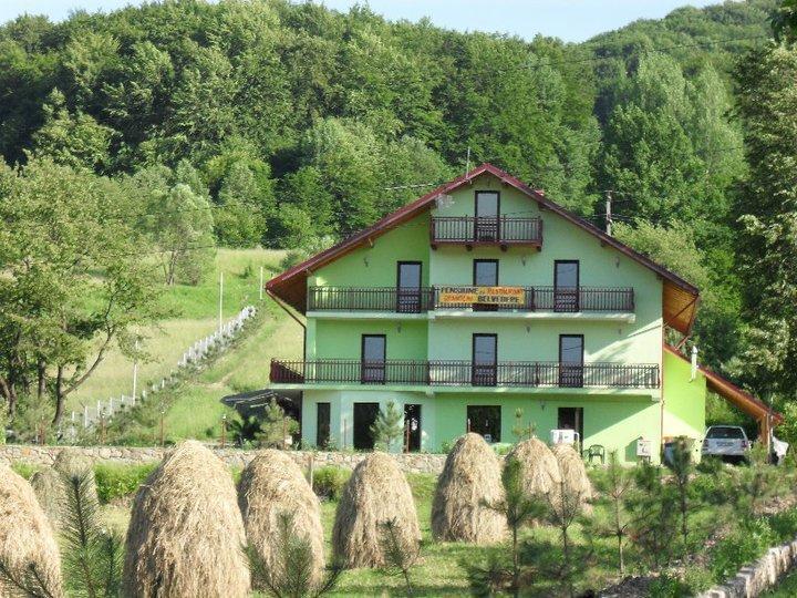 Grandemi Belvedere Bucovina Frasin Buitenkant foto