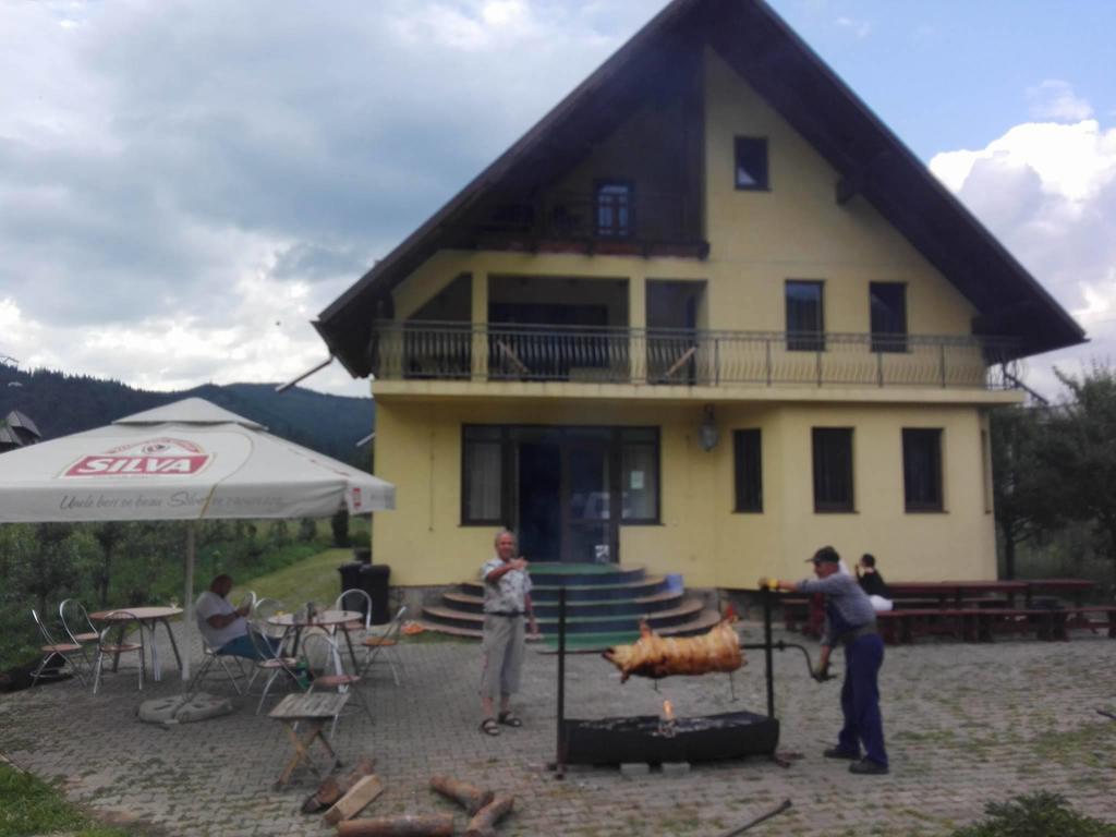 Grandemi Belvedere Bucovina Frasin Buitenkant foto